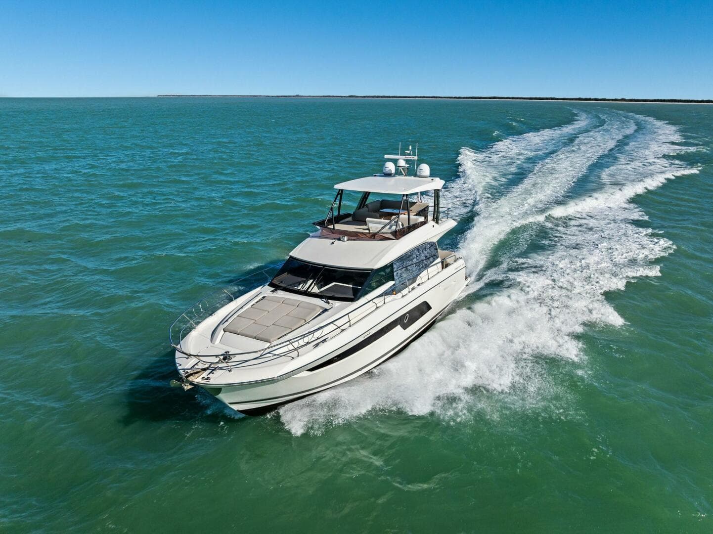 2022 Prestige 520 Flybridge — photo 90