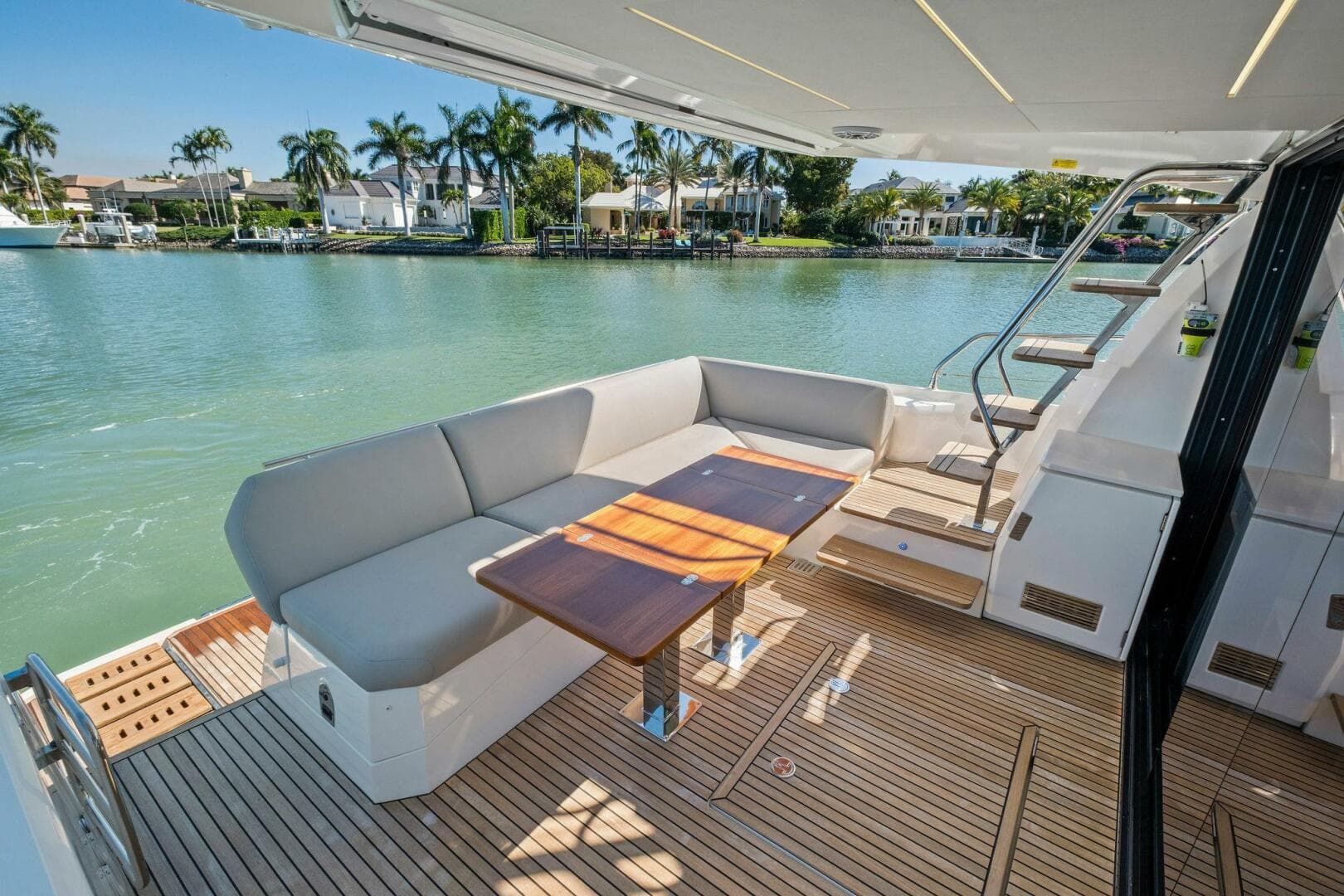 2022 Prestige 520 Flybridge — photo 47