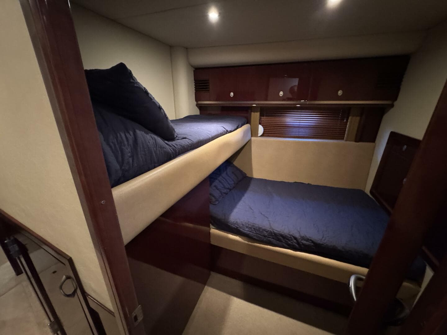 2007 Sea Ray 58 Sedan Bridge — photo 37