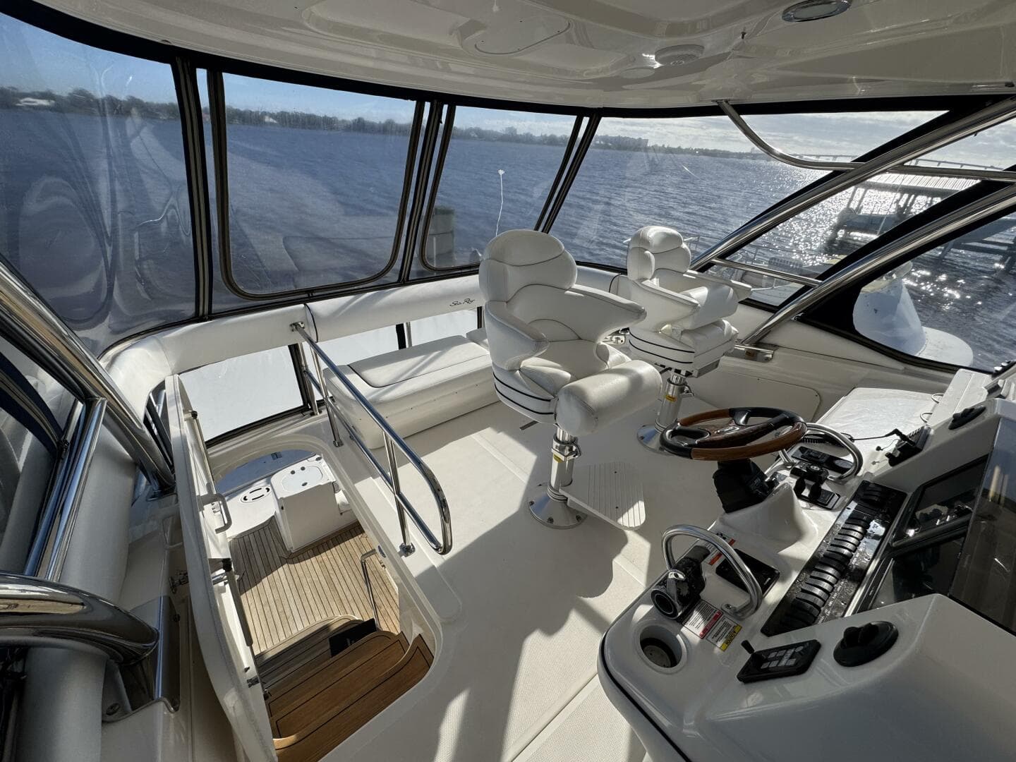 2007 Sea Ray 58 Sedan Bridge — photo 18