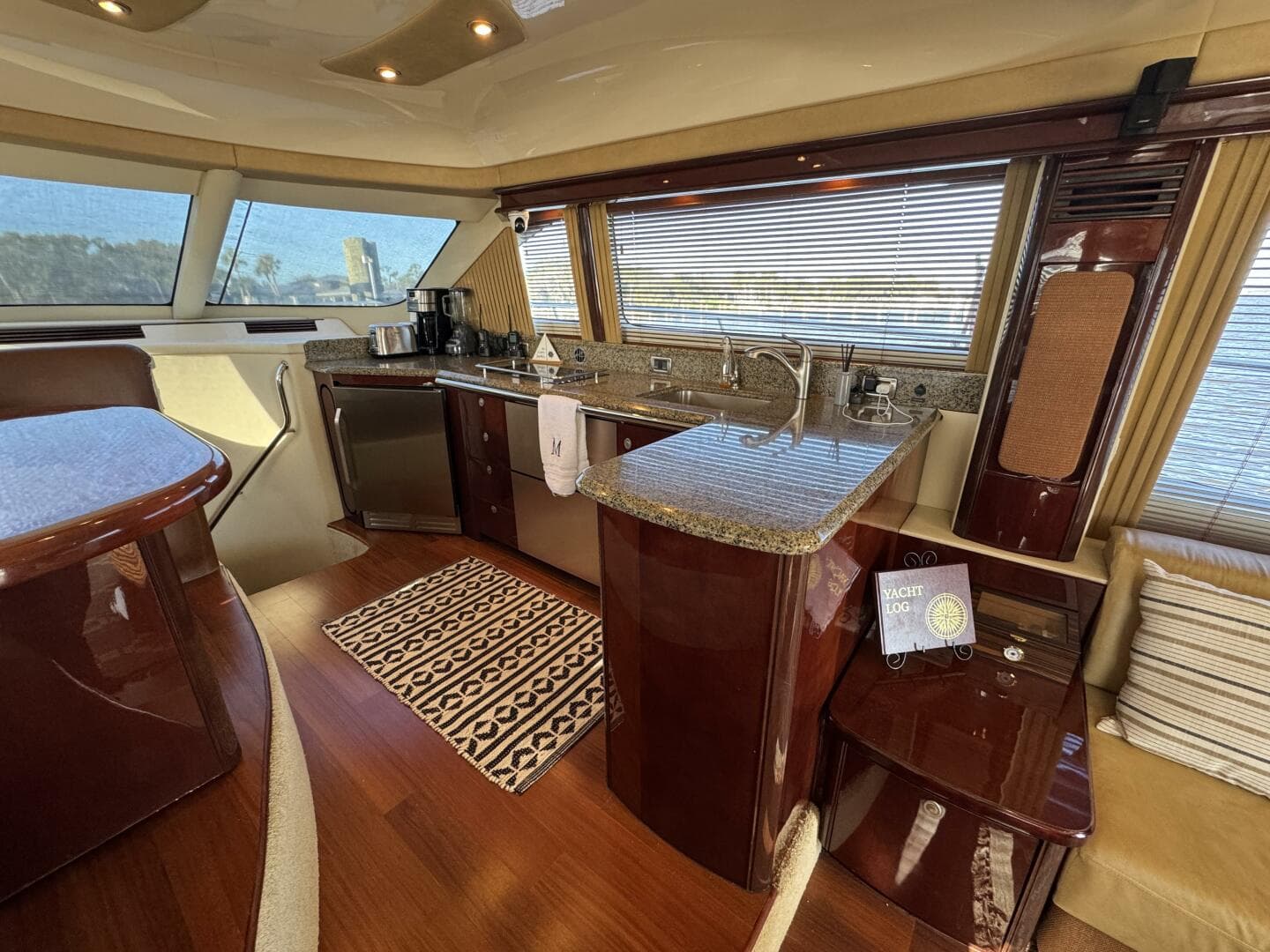 2007 Sea Ray 58 Sedan Bridge — photo 29