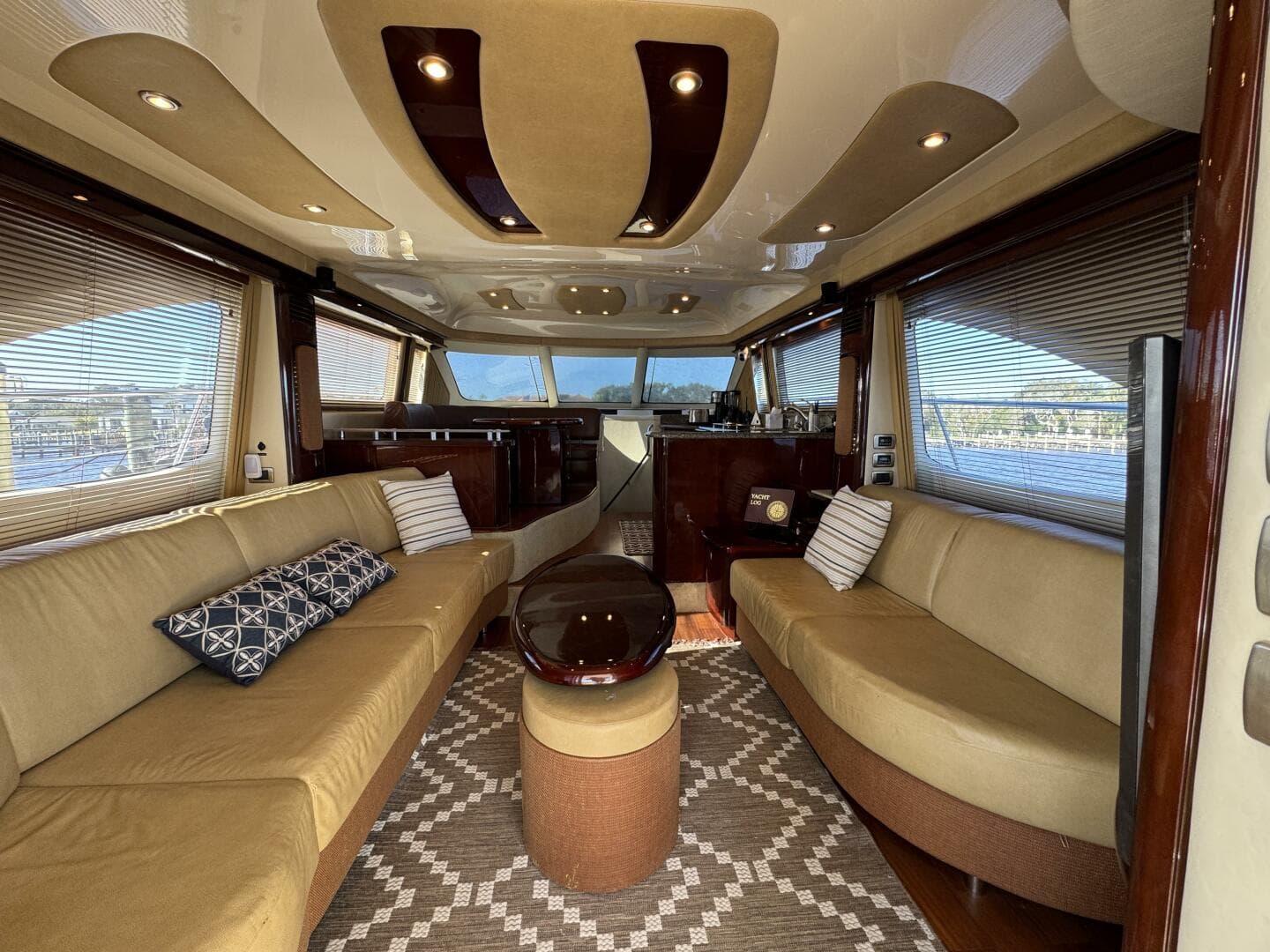 2007 Sea Ray 58 Sedan Bridge — photo 24