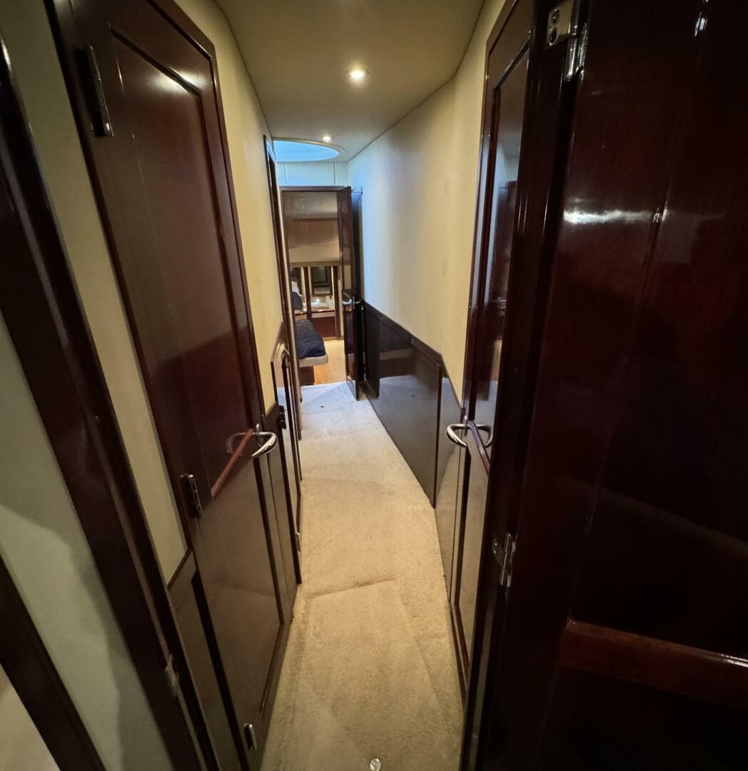 2007 Sea Ray 58 Sedan Bridge — photo 35