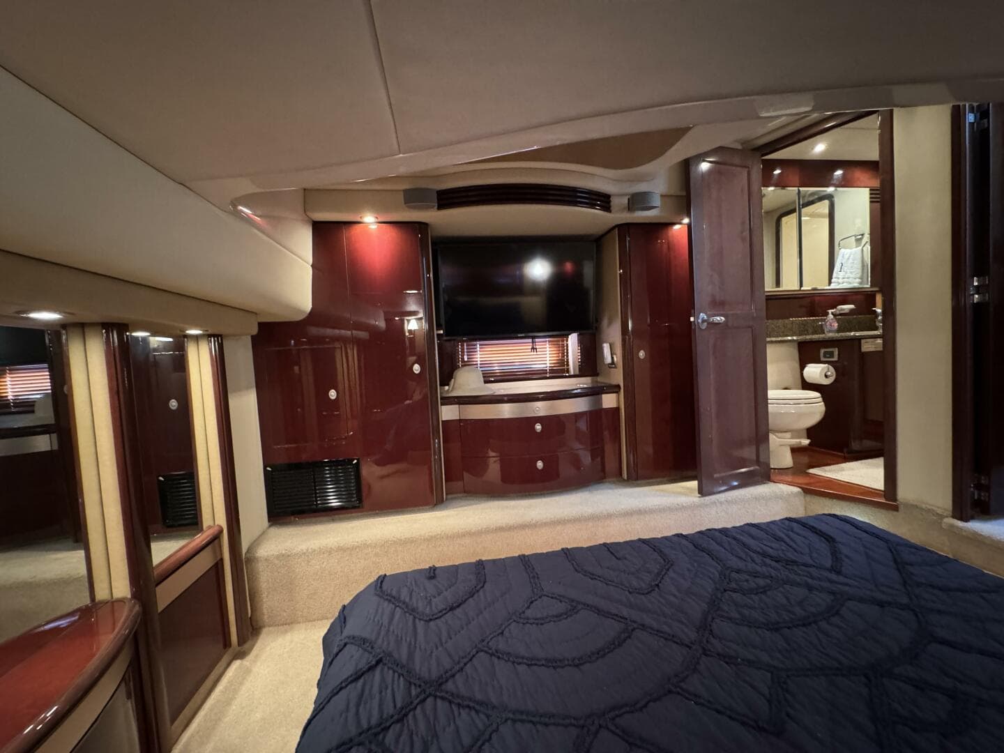 2007 Sea Ray 58 Sedan Bridge — photo 42