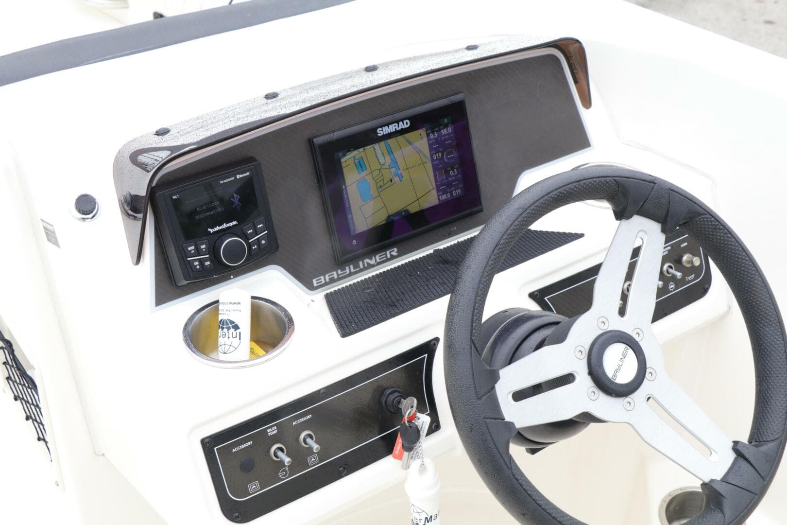 2022 Bayliner DX 2200 — photo 15