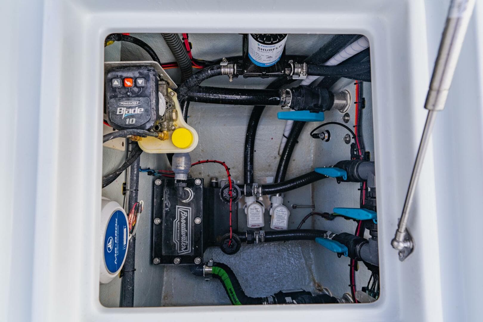 2026 Broadwater Boatworks 25 Bay Cat — photo 39