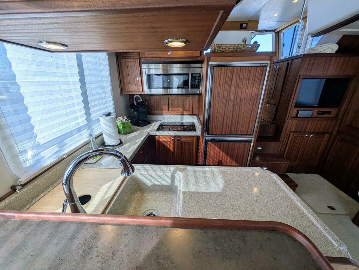 2015 American Tug — photo 39