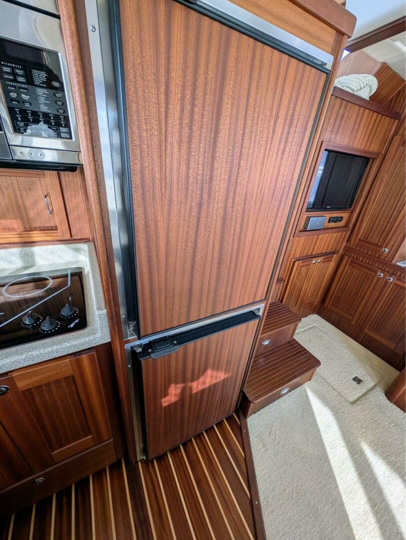 2015 American Tug — photo 33