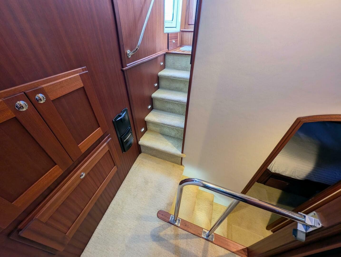 2015 American Tug — photo 52