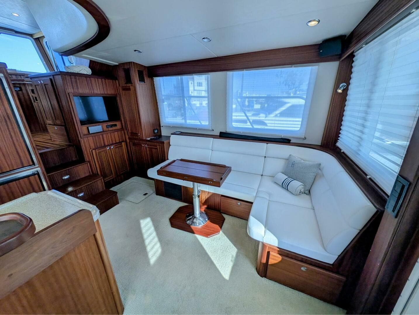 2015 American Tug — photo 41