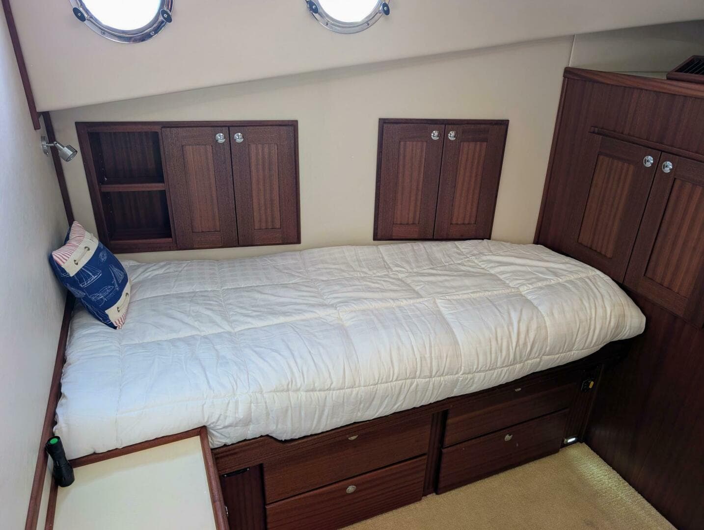 2015 American Tug — photo 86