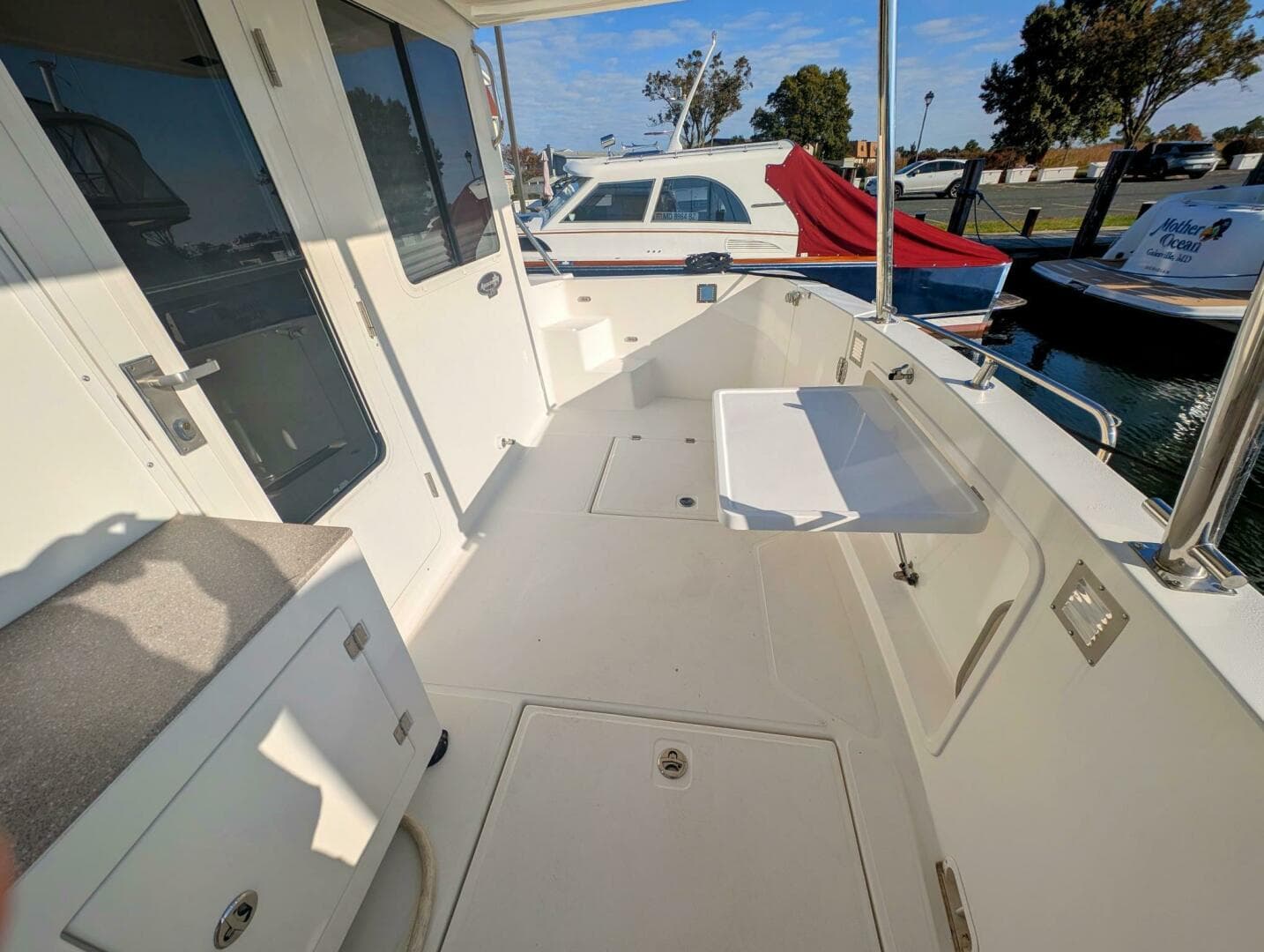 2015 American Tug — photo 4