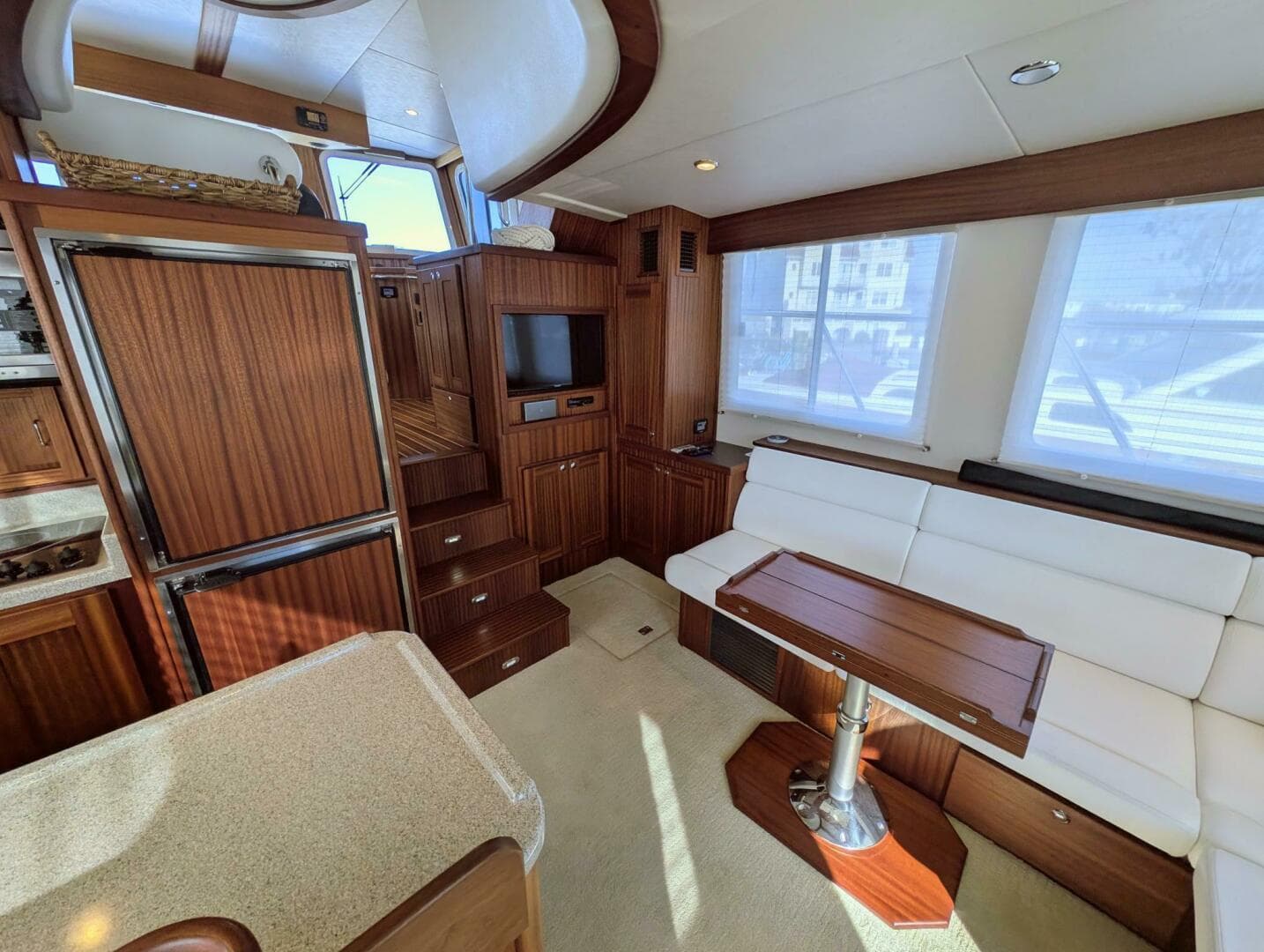 2015 American Tug — photo 40