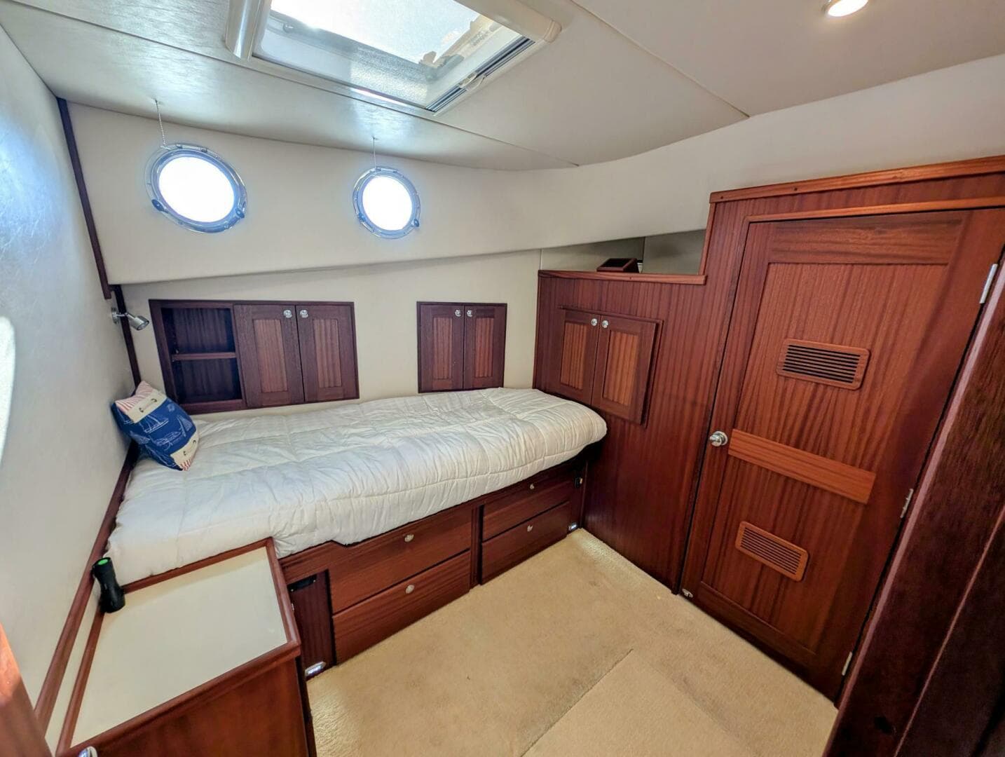 2015 American Tug — photo 83