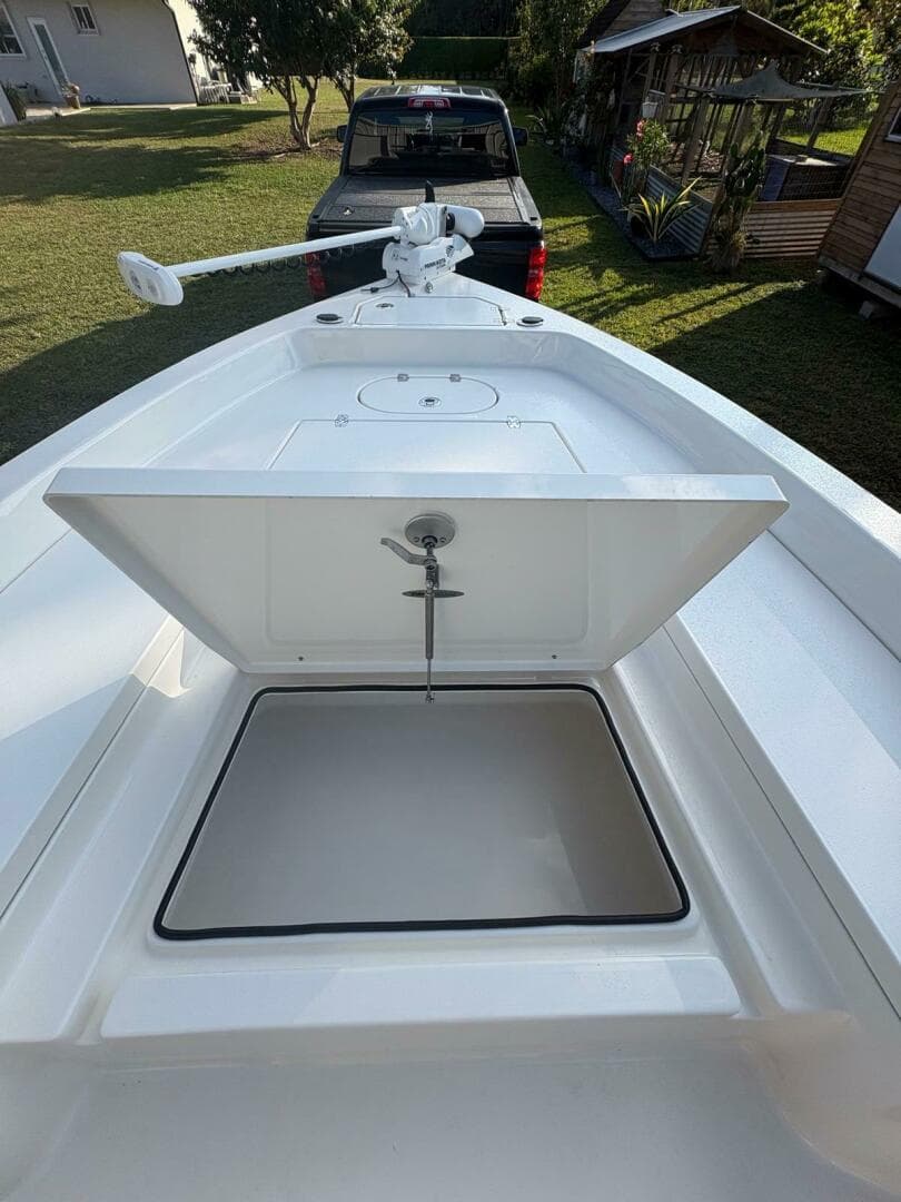 2022 Pathfinder 2400 Trs — photo 23