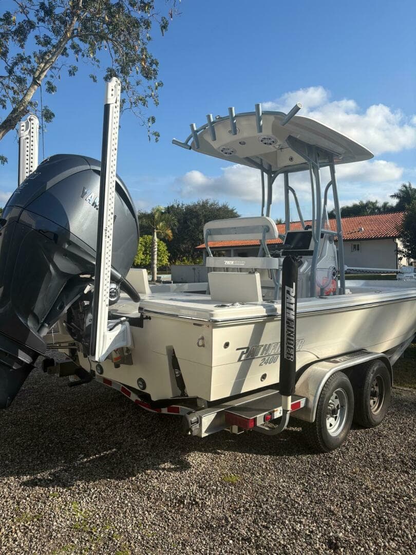 2022 Pathfinder 2400 Trs — photo 5