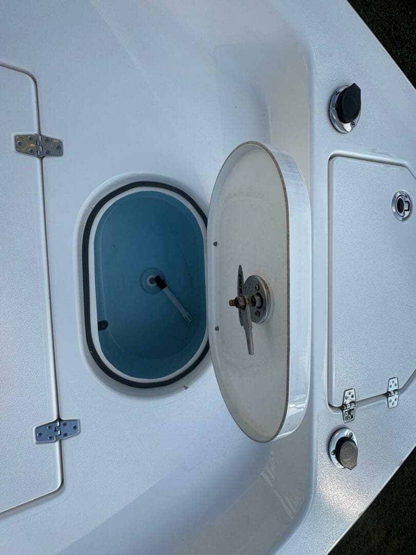 2022 Pathfinder 2400 Trs — photo 27