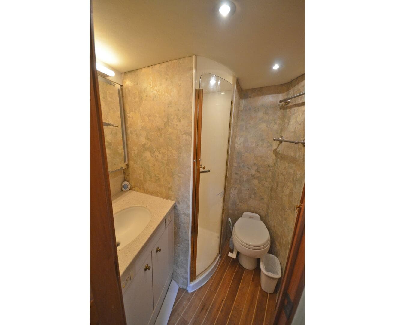 2005 Ocean Yachts 50 Super Sport — photo 29