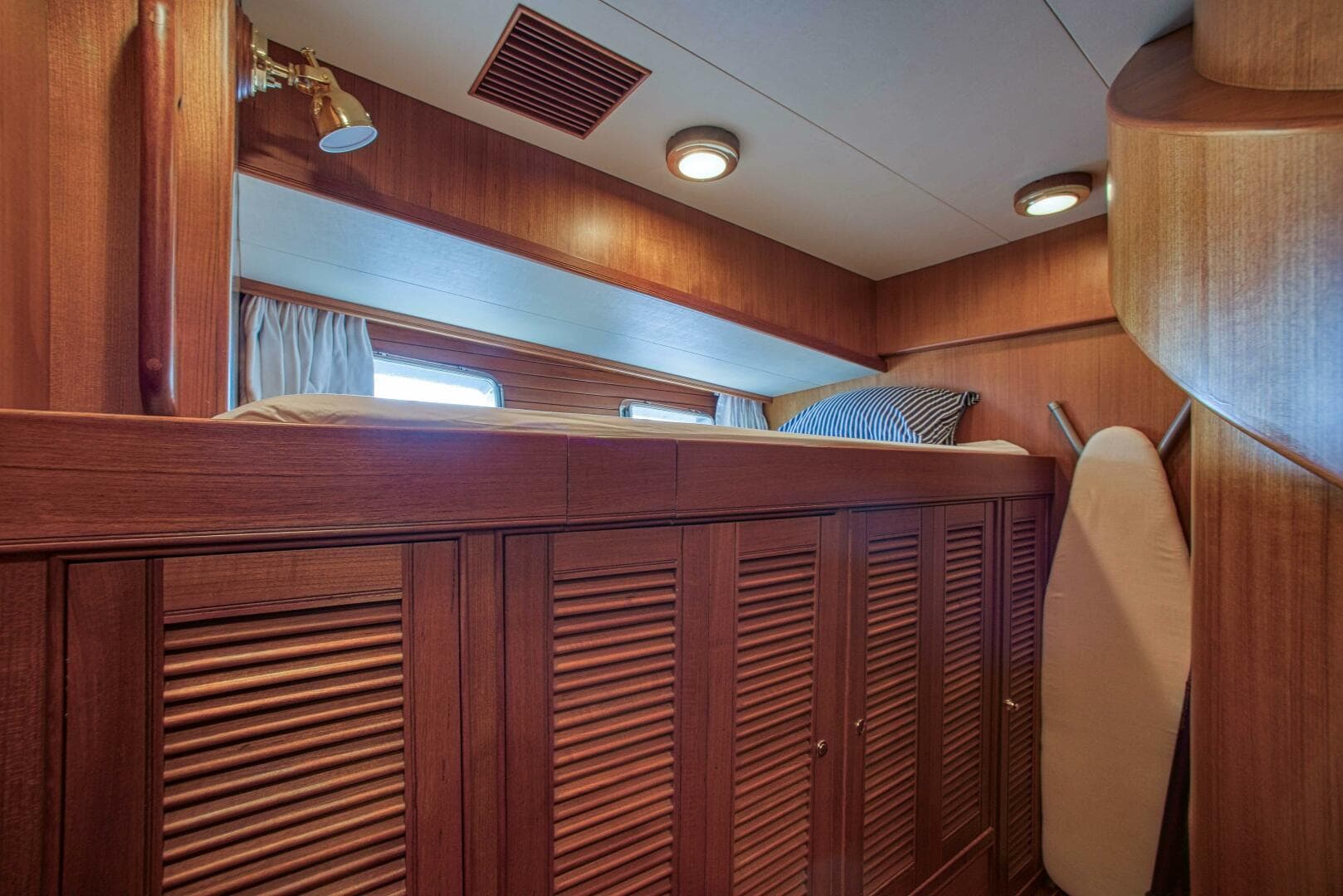 2009 Marlow Explorer — photo 33