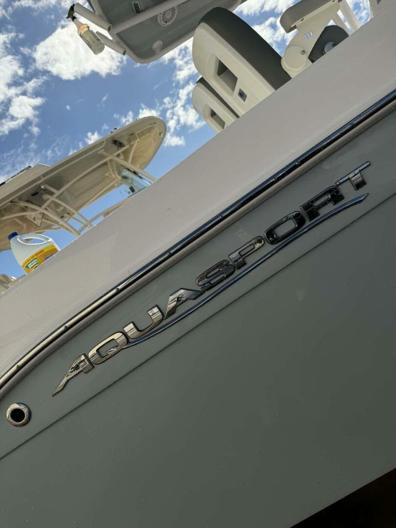 2021 Aquasport 2500 Center Console — photo 39