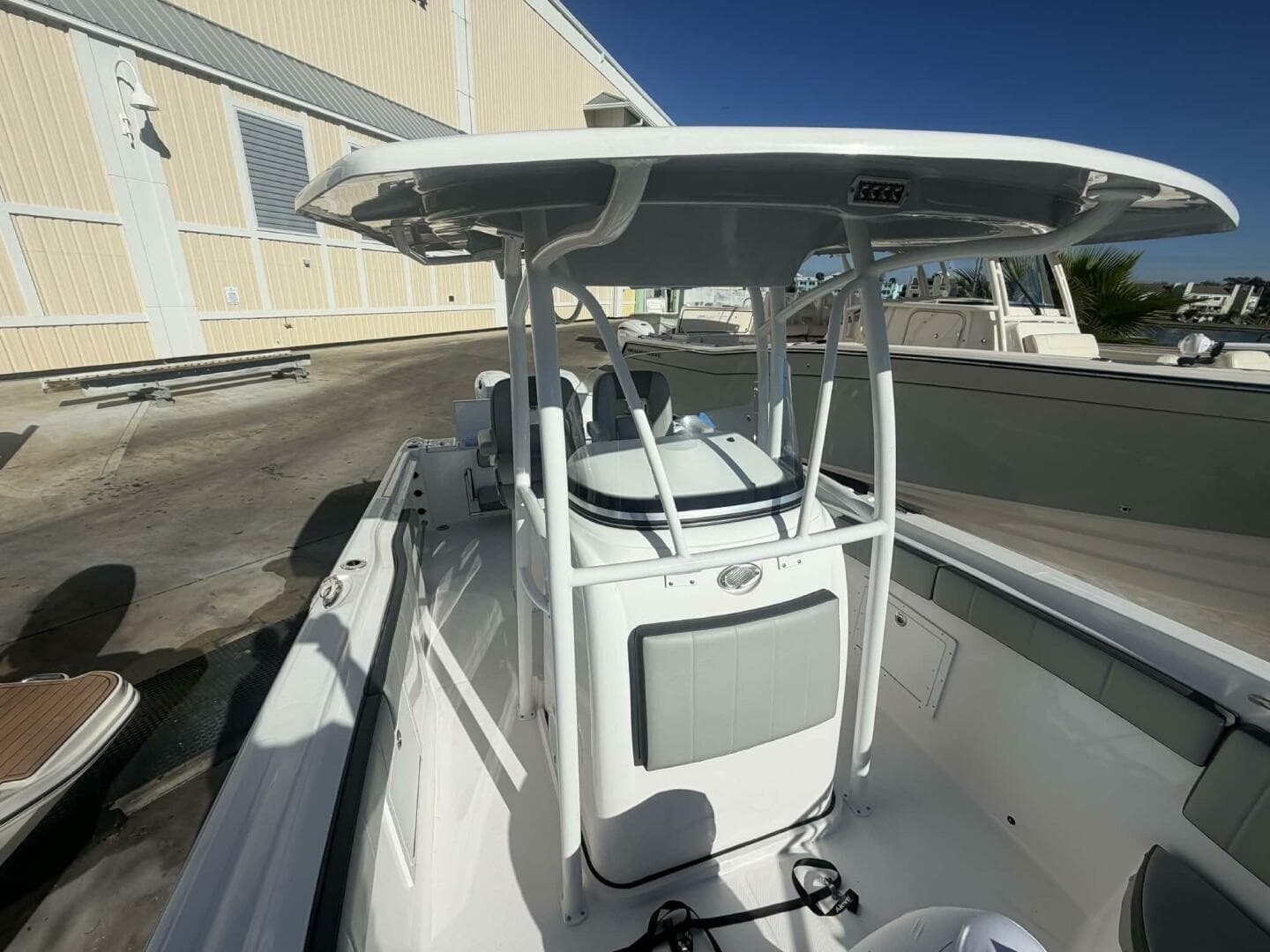 2021 Aquasport 2500 Center Console — photo 19