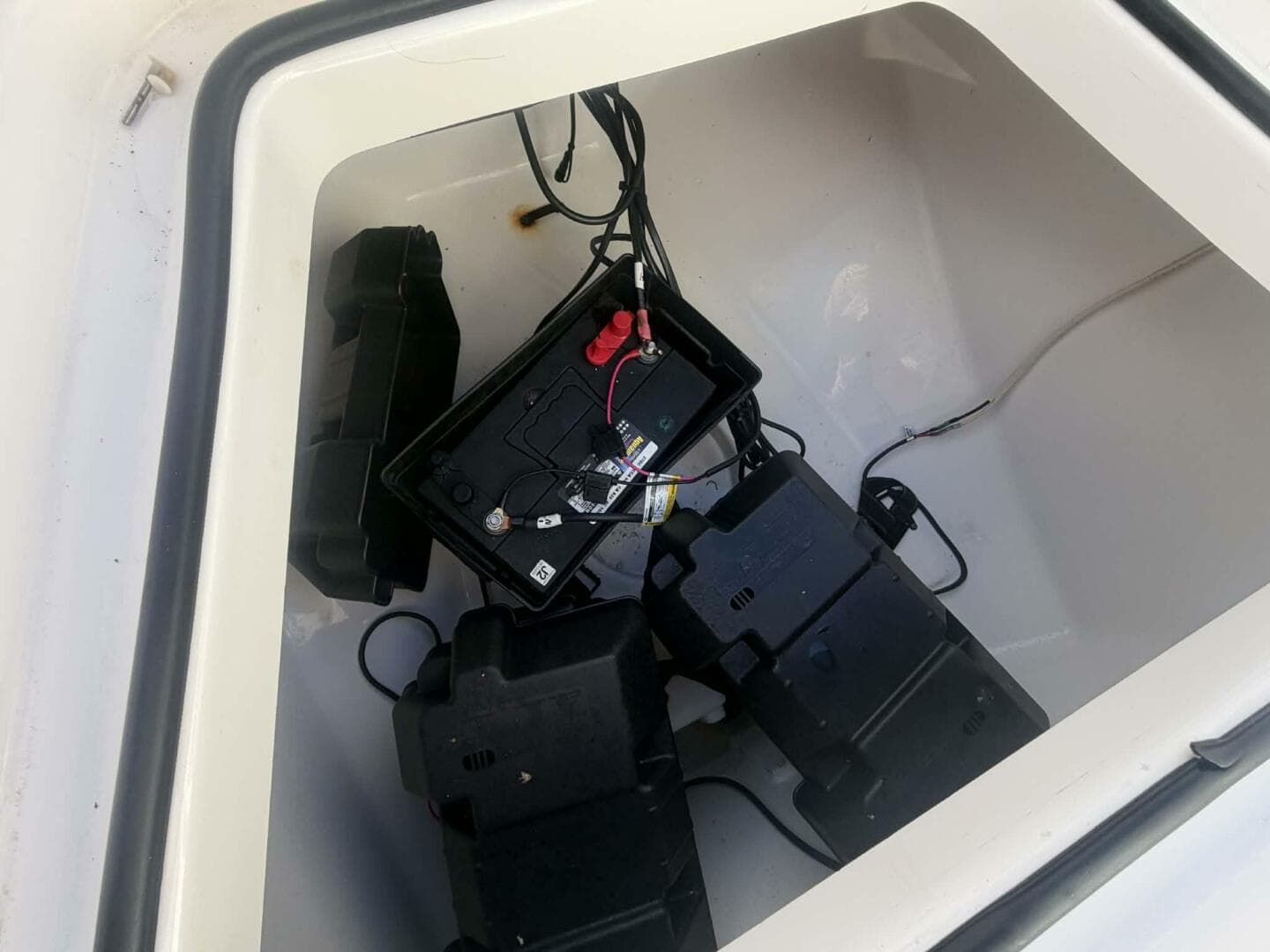 2021 Aquasport 2500 Center Console — photo 36