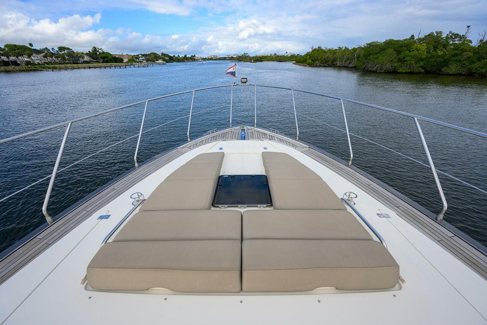 2016 Marquis 660 Sport Yacht — photo 37