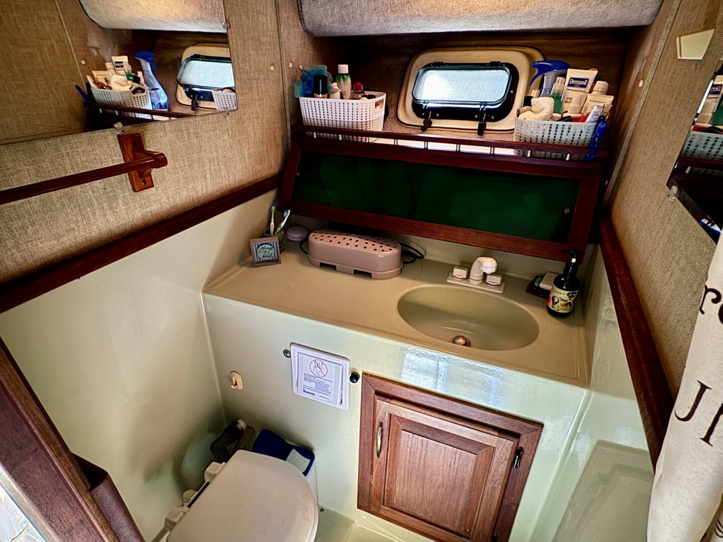 1979 Silverton 34 Convertible — photo 59