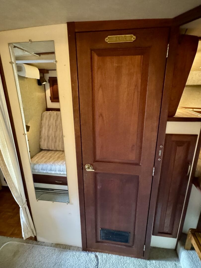 1979 Silverton 34 Convertible — photo 56