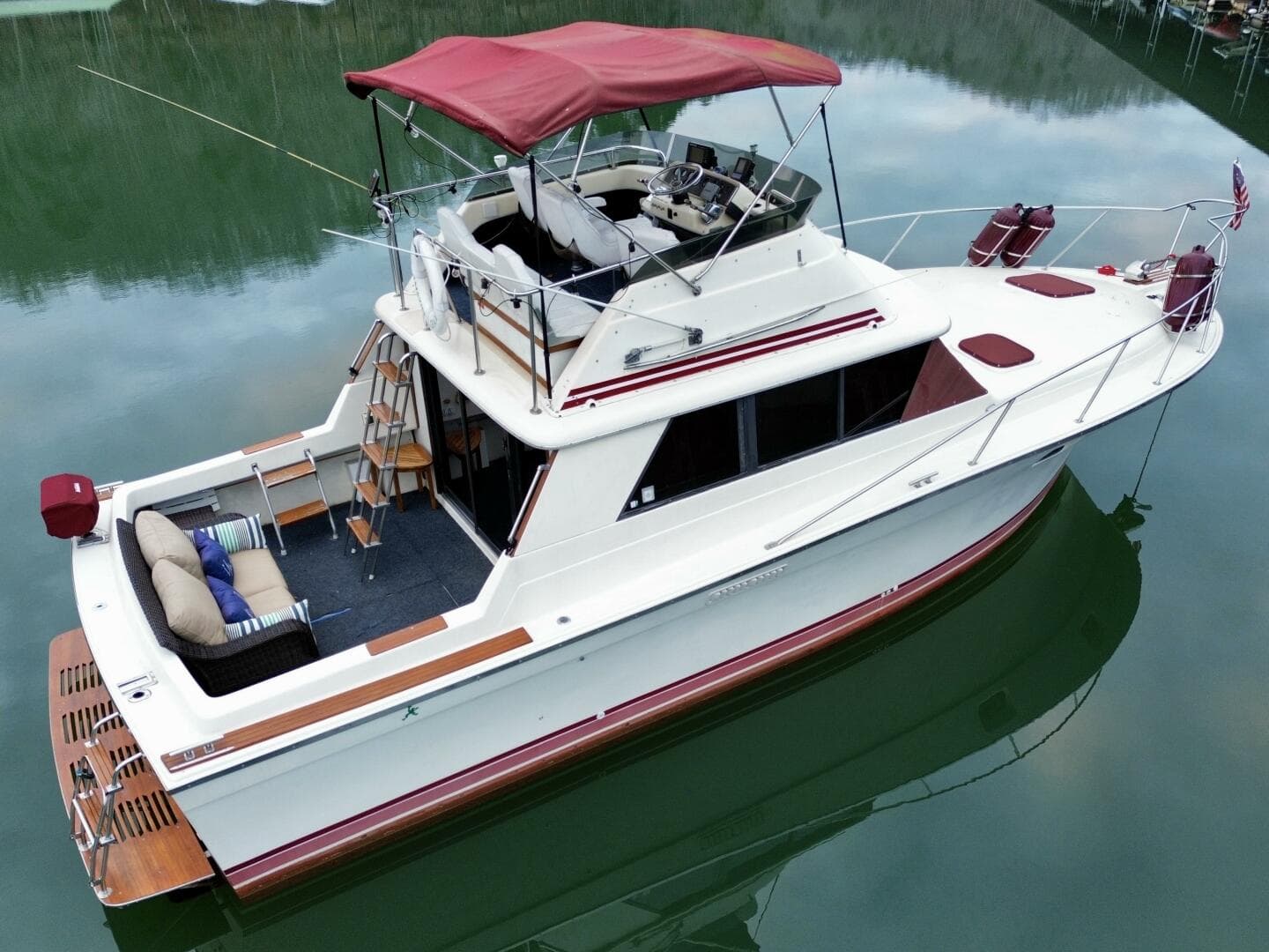 1979 Silverton 34 Convertible — photo 5