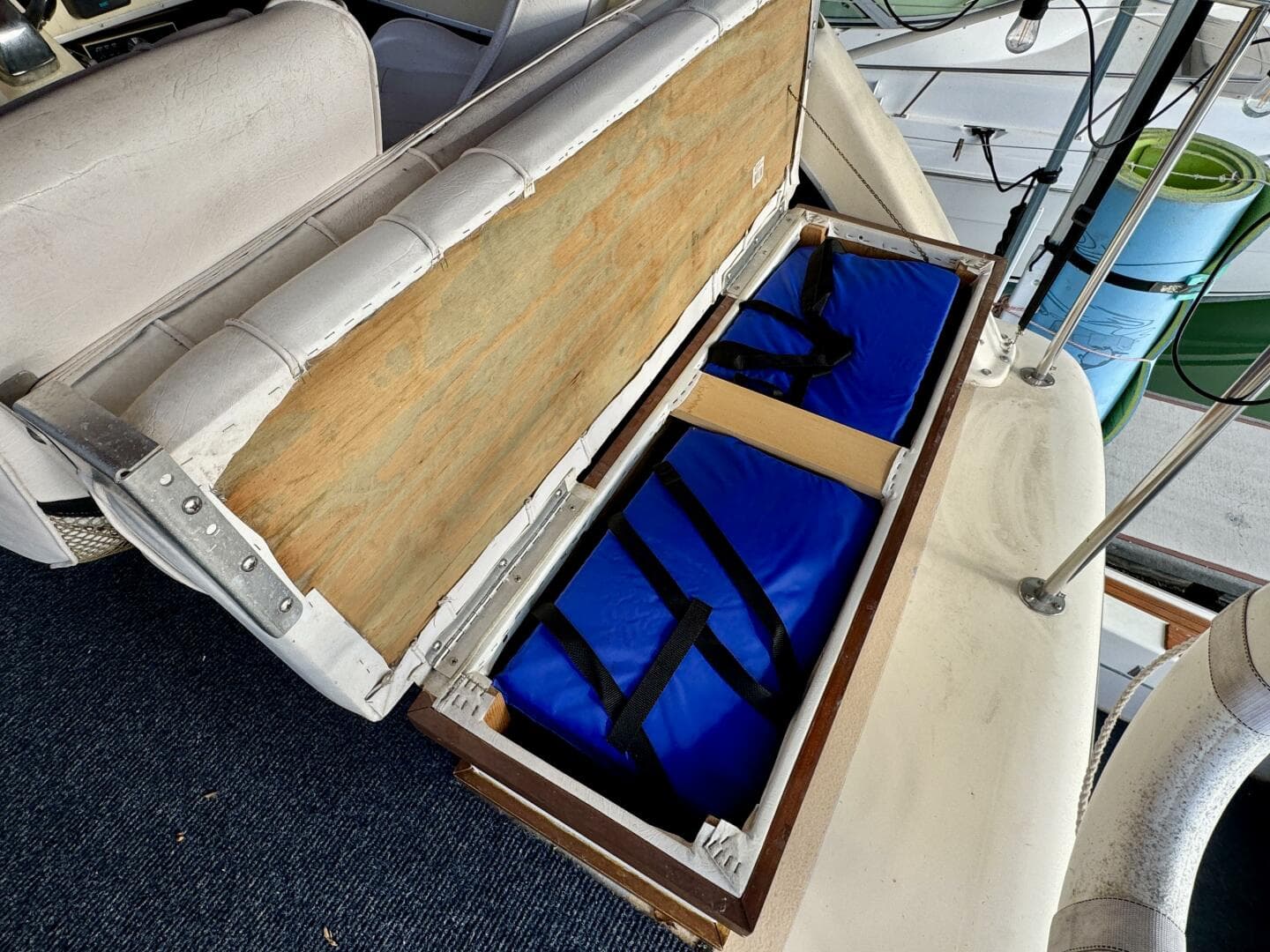 1979 Silverton 34 Convertible — photo 95