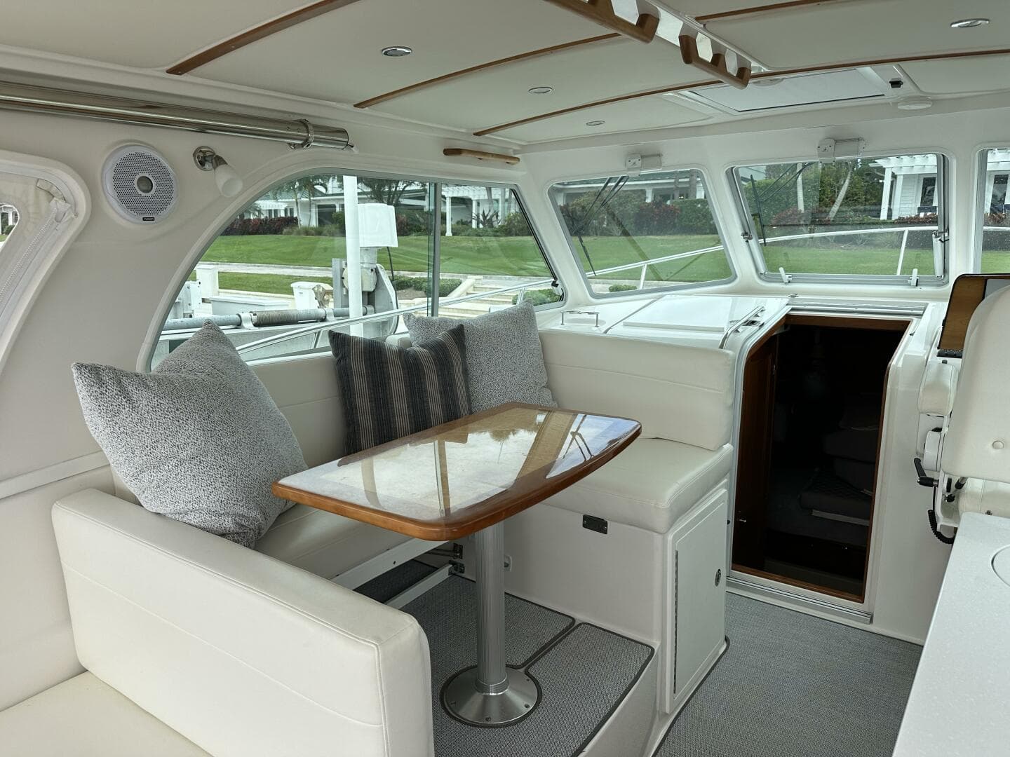 2022 Back Cove 34O — photo 21