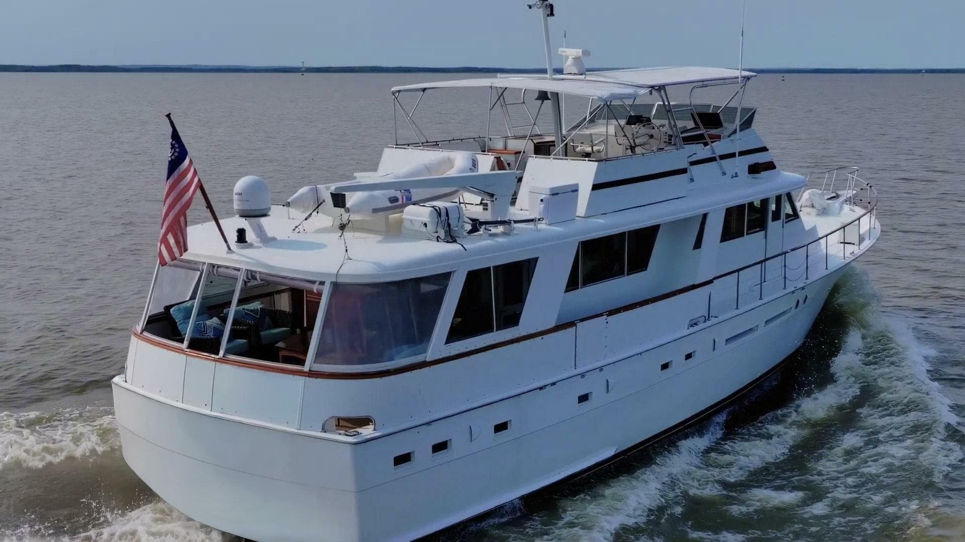 1980 Hatteras Motor Yacht — photo 4