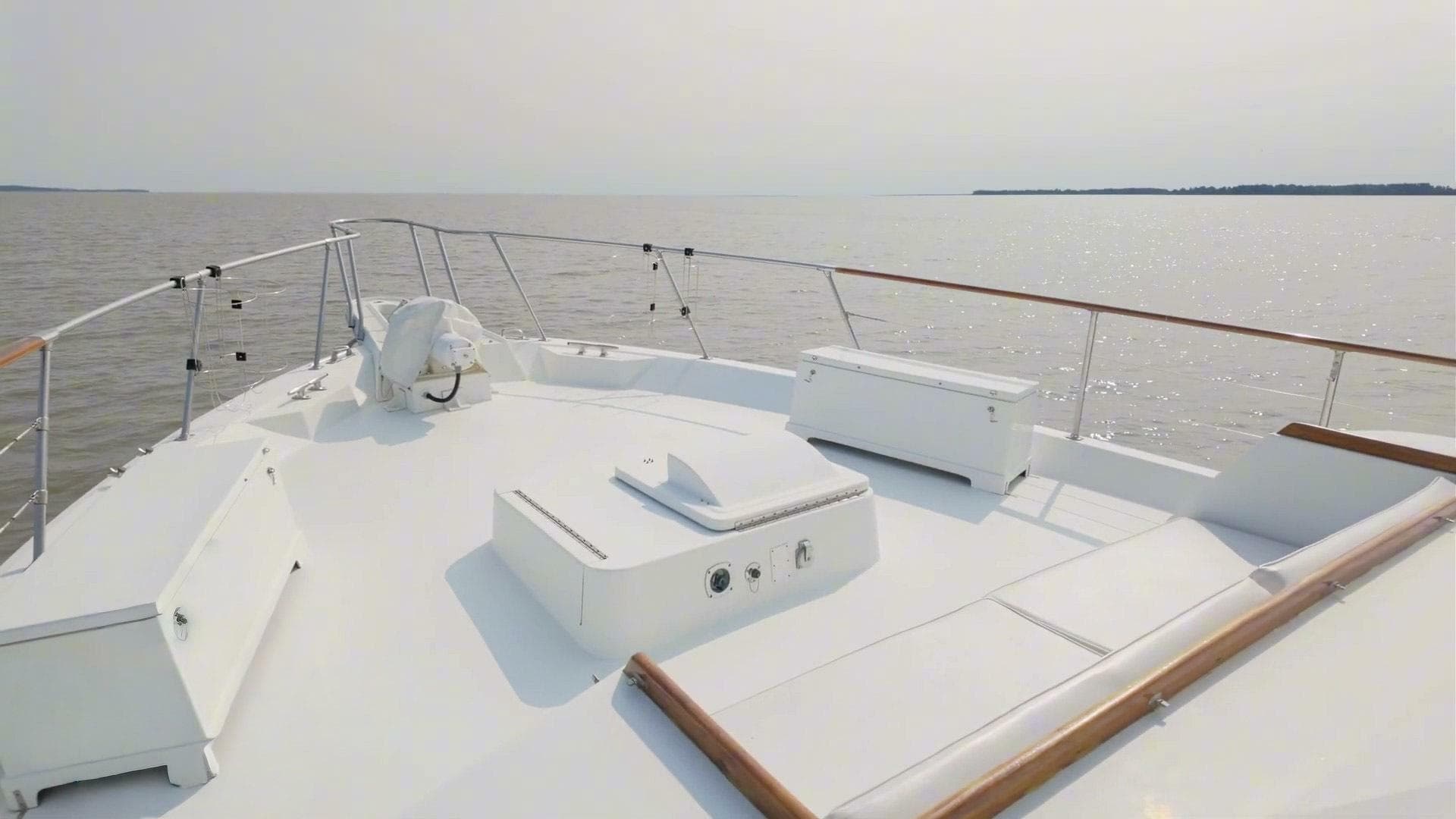 1980 Hatteras Motor Yacht — photo 15