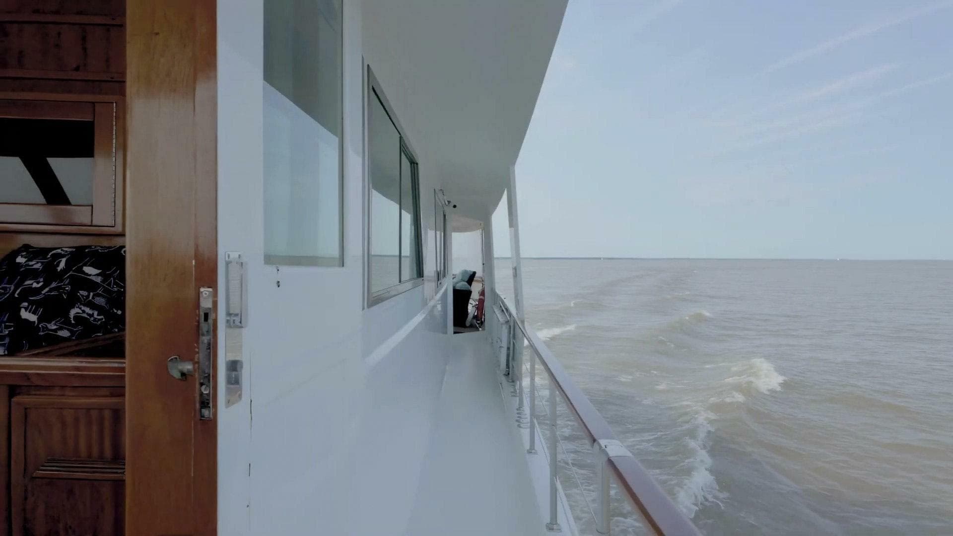 1980 Hatteras Motor Yacht — photo 7