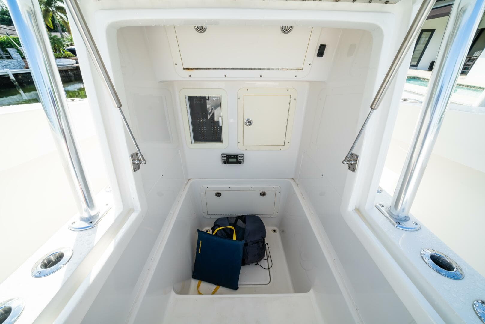 2016 Invincible Open Fisherman — photo 11