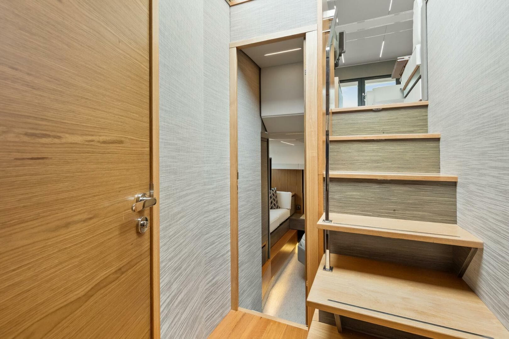 2019 Tiara Yachts C49 Coupe — photo 14