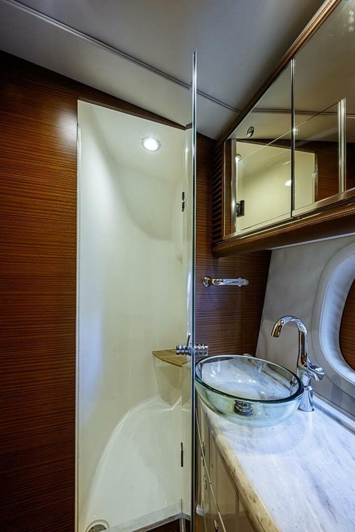 2014 Zeelander Z44 — photo 31