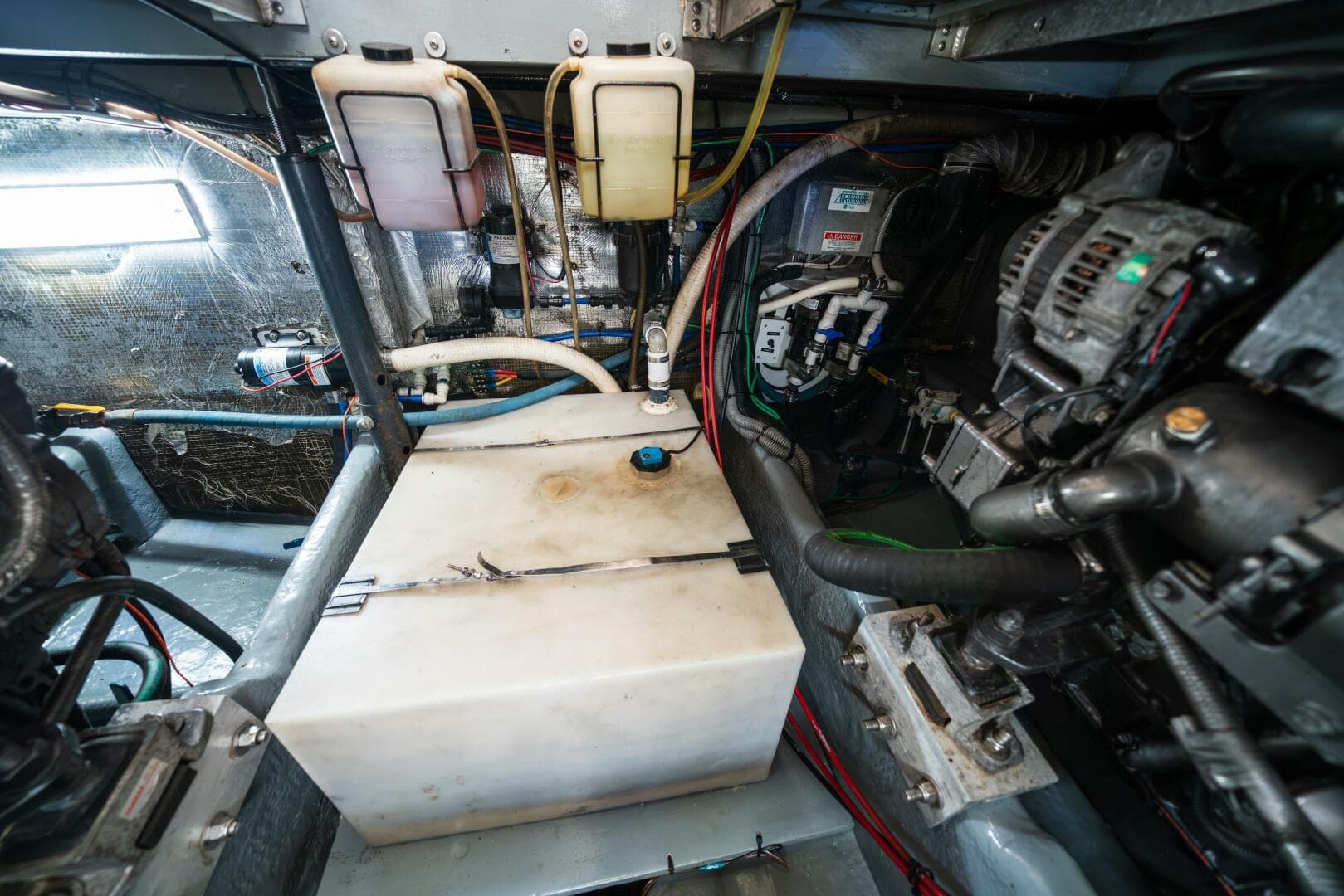 2003 Mainship 390 Trawler — photo 29