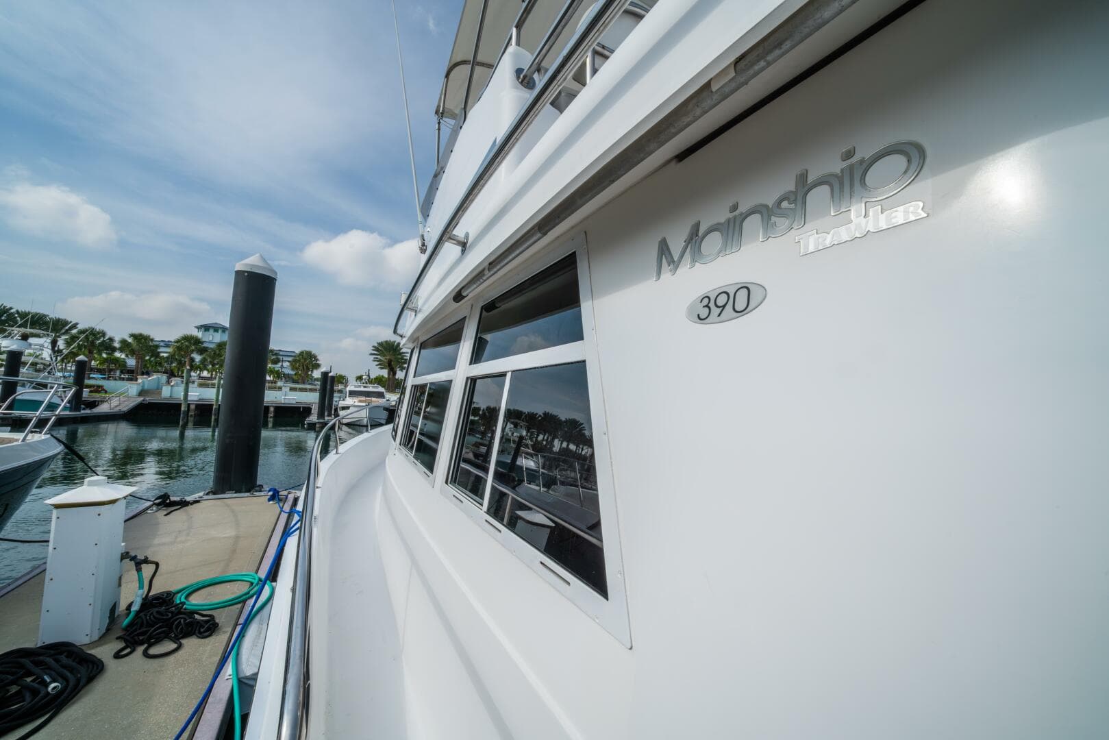 2003 Mainship 390 Trawler — photo 4