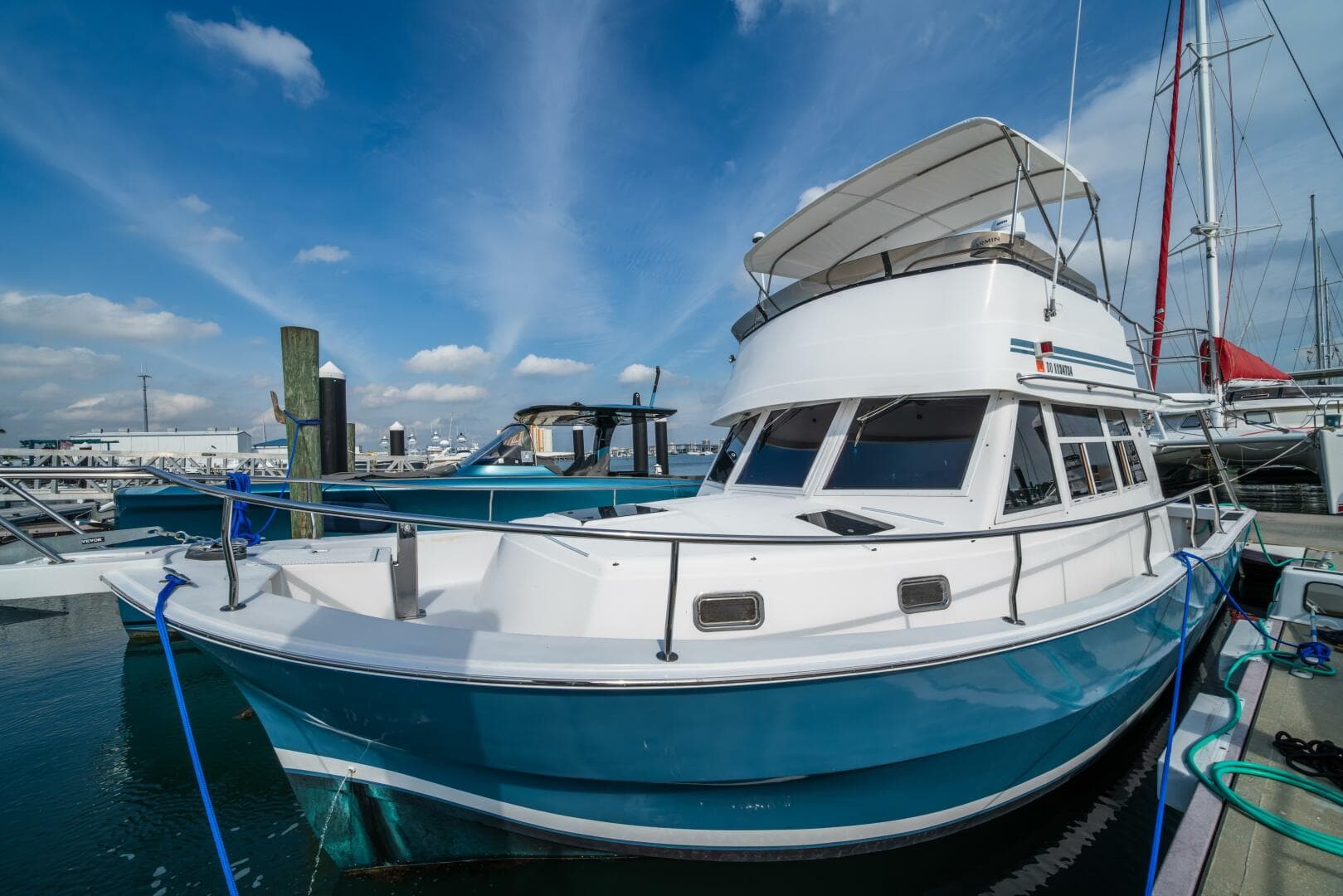 2003 Mainship 390 Trawler