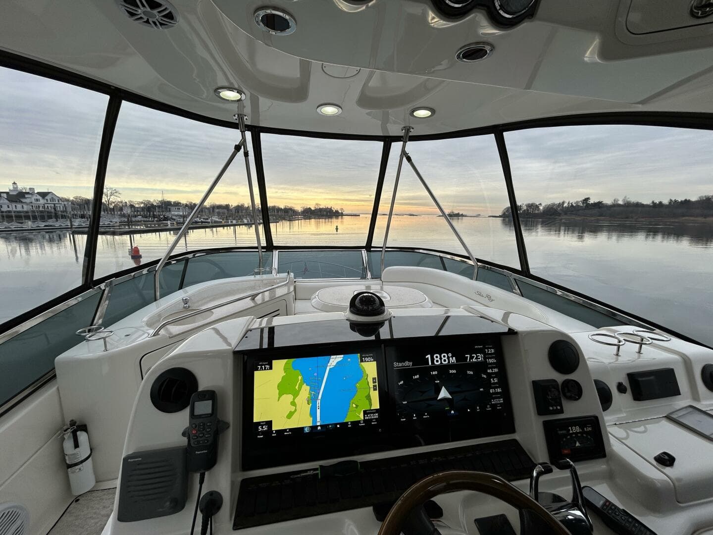 2008 Sea Ray 52 Sedan Bridge — photo 8