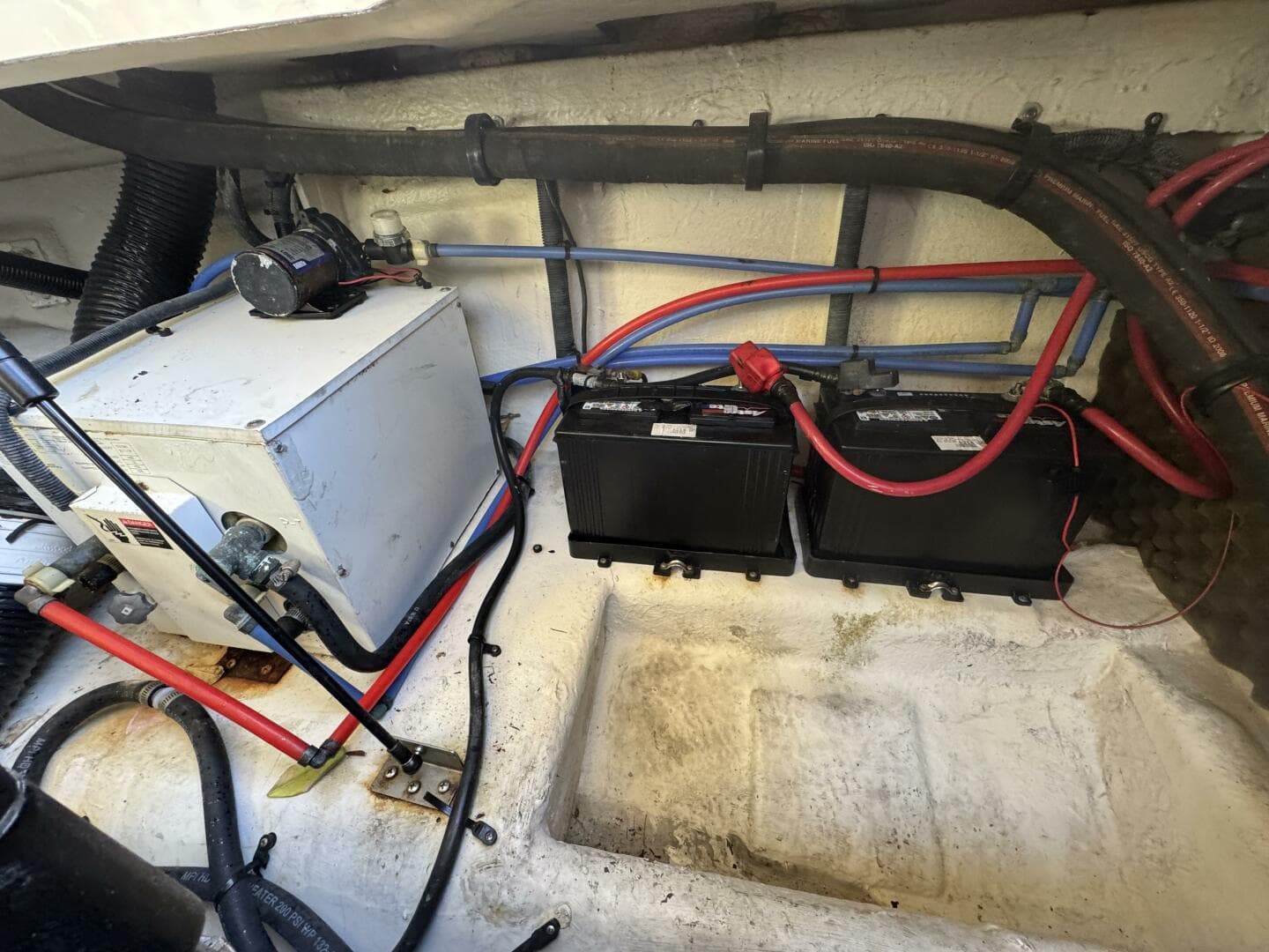 2008 Sea Ray 240 Sundancer — photo 15