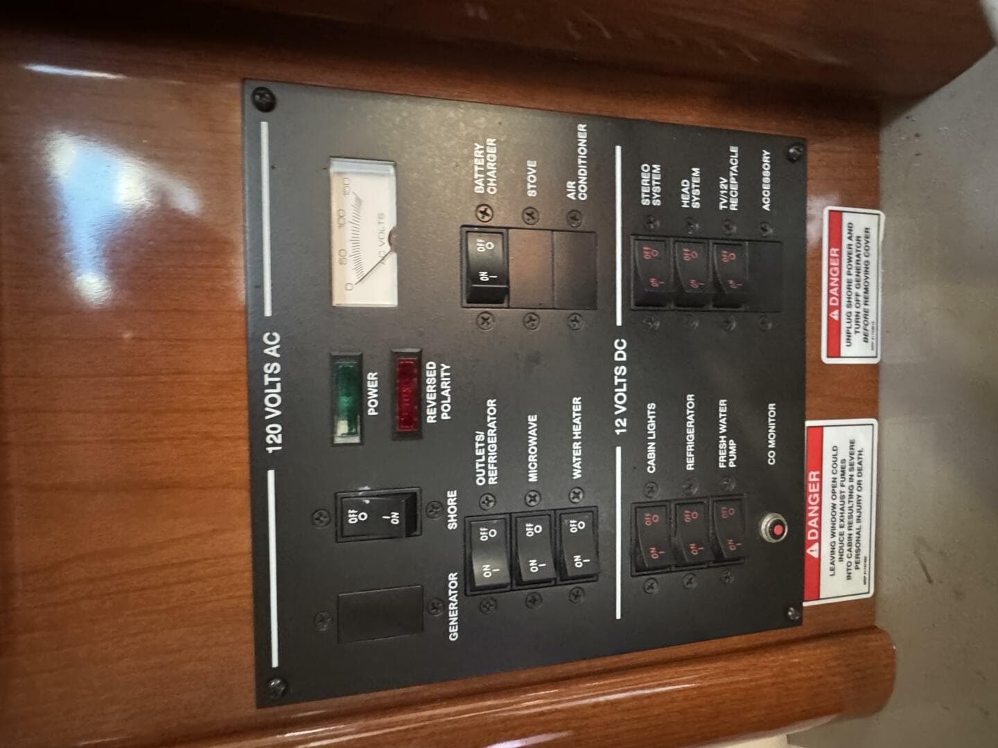 2008 Sea Ray 240 Sundancer — photo 13