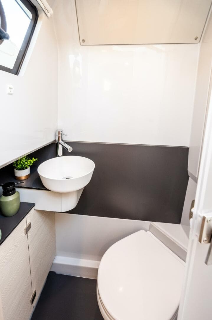 2025 Yot 36 — photo 16