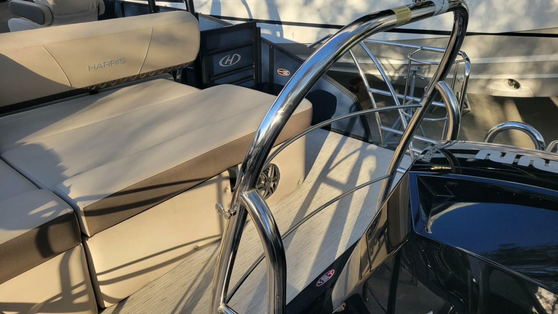 2023 Harris 250 Sunliner Sport — photo 6