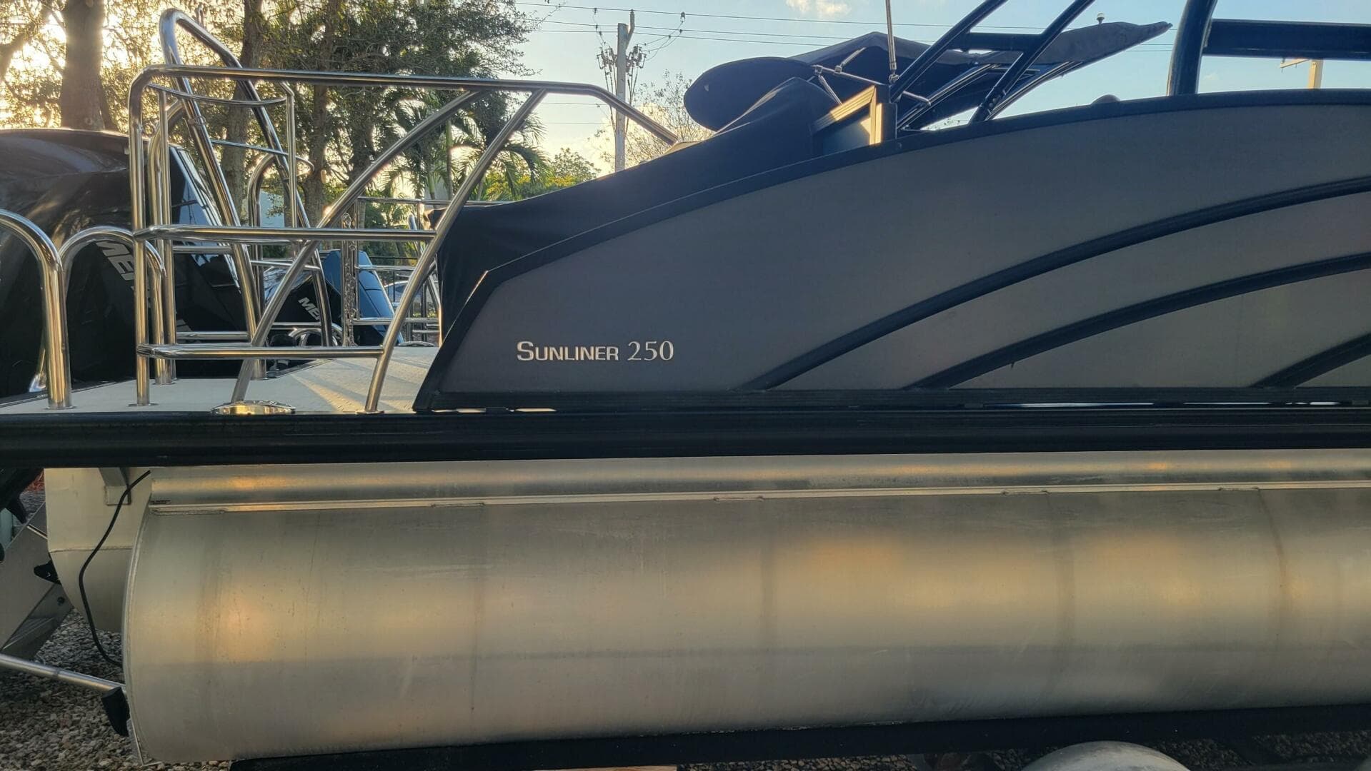 2023 Harris 250 Sunliner Sport — photo 19