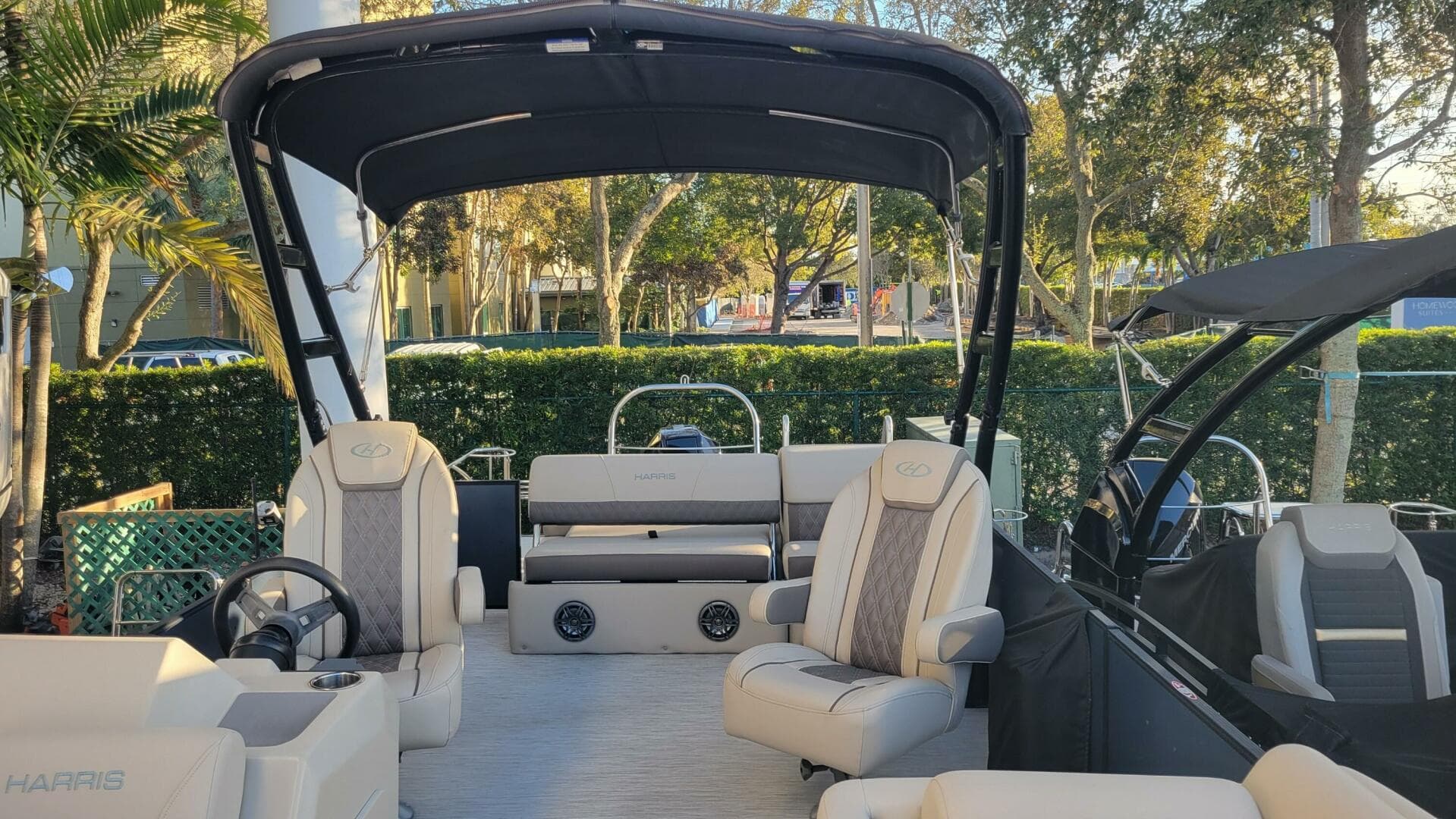 2023 Harris 250 Sunliner Sport — photo 4