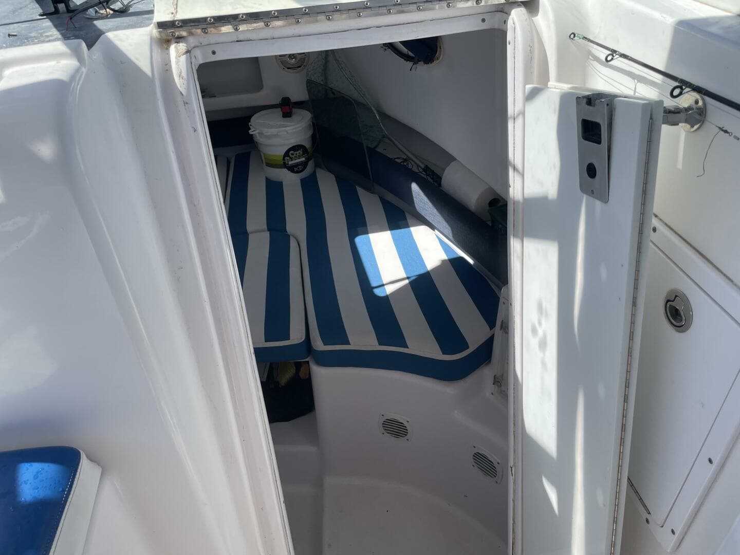 2004 Pro-Line Express 30 WA — photo 29