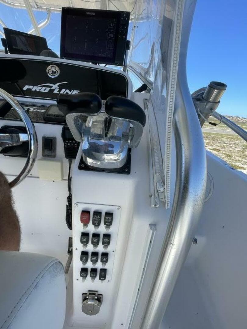 2004 Pro-Line Express 30 WA — photo 37